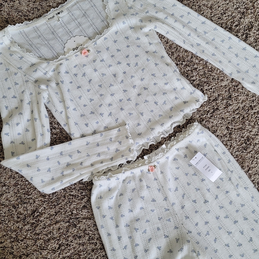 Pink Rose White and Blue Pajama Set